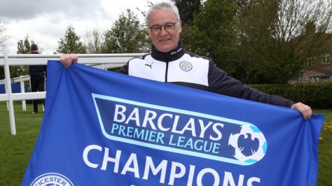 claudio-ranieri-leicester-city-title-premier-league-celeb-flag-banner-champions_3459965.jpg