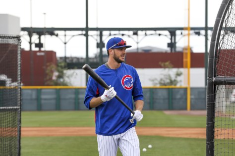ct-kris-bryant-cubs-contract-spt-0314-20170313.jpg