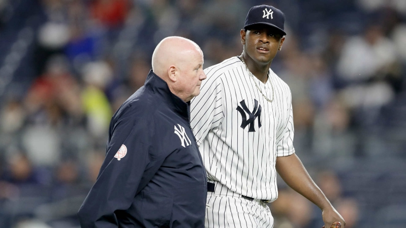 luis-severino-injury-update-yankees-ace-scratched-with-right-shoulder-discomfort__341916_.jpg